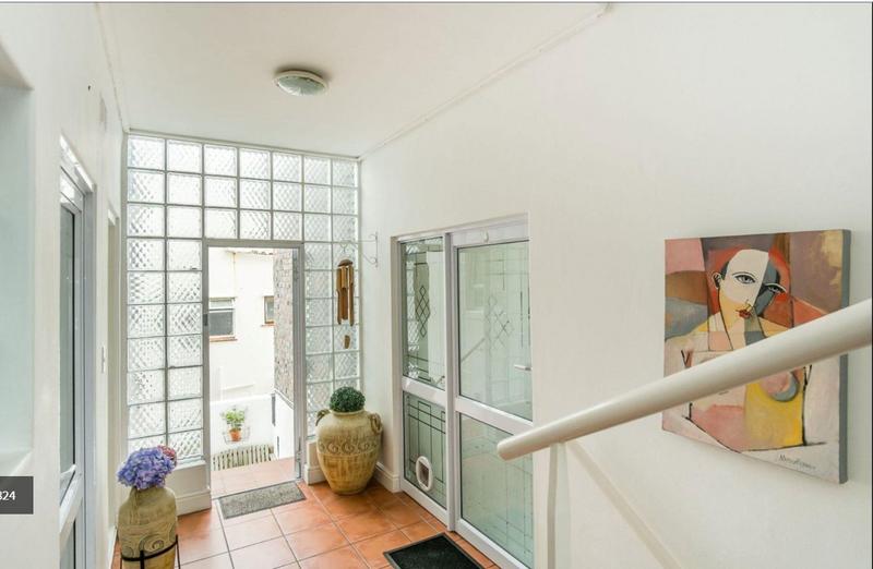 7 Bedroom Property for Sale in Fish Hoek Western Cape